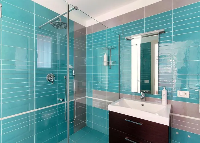 Rosso Sunset - By Myhomeincomo * Colonno