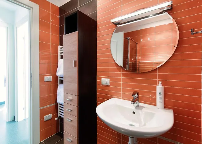 Rosso Sunset - By Myhomeincomo Апартаменты *