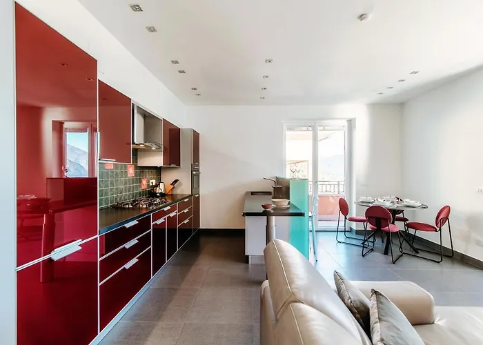 Rosso Sunset - By Myhomeincomo Colonno