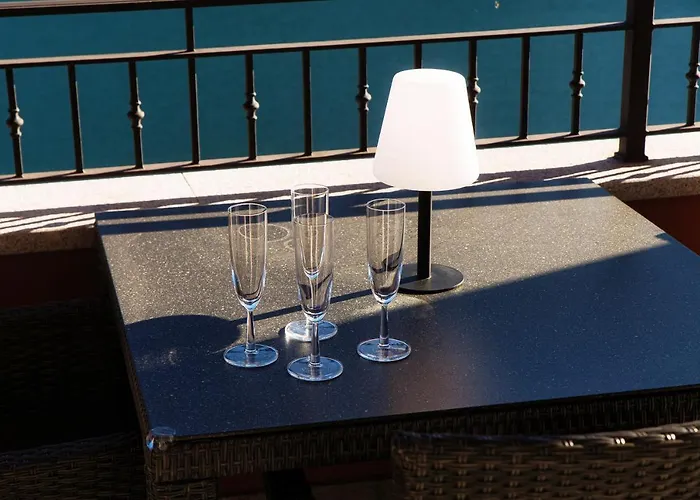 Lägenhet Rosso Sunset - By Myhomeincomo Colonno