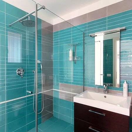 Rosso Sunset - By Myhomeincomo * Colonno