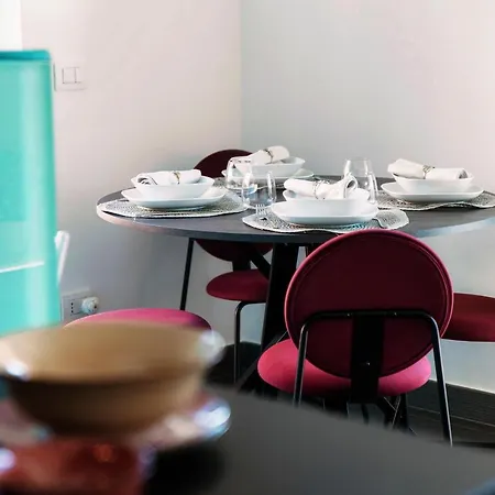 Rosso Sunset - By Myhomeincomo *