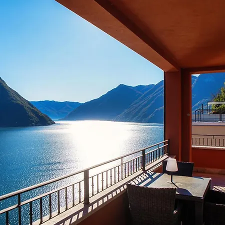 Rosso Sunset - By Myhomeincomo Apartman Colonno