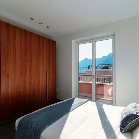 Apartman Rosso Sunset - By Myhomeincomo *